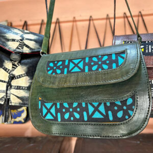 Sac cuir et tissu traditionnel